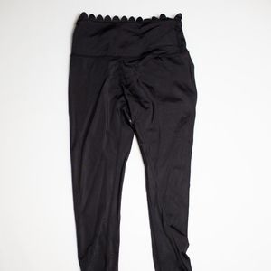 Electric Yoga Scalloped Legging XS Black